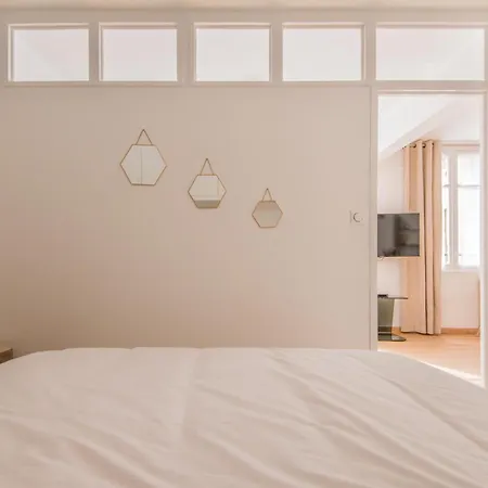 Apartment Luxury Art Deco Elegant Escape By Eiffel Tower *